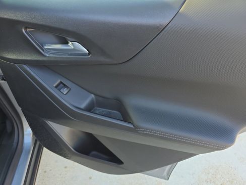 New 2026 Chevrolet Equinox LT image 17