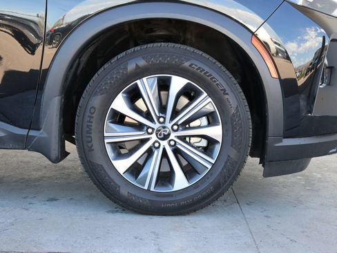 Certified 2025 INFINITI QX60 Pure image 18