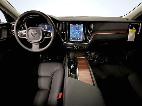 New 2026 Volvo V60 B5 Cross Country Plus w/ Climate Package AWD/4WD image 6