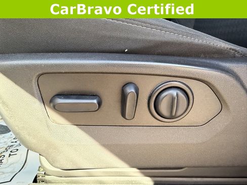 Certified 2021 GMC Sierra 1500 SLE image 17