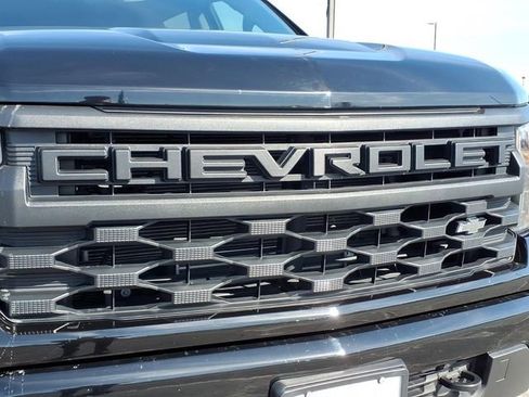 Used 2022 Chevrolet Silverado 1500 Custom image 25
