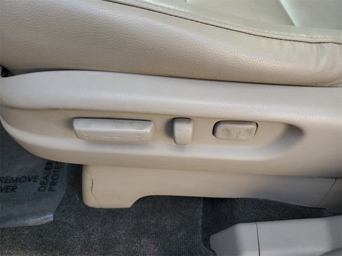 Used 2012 Honda Odyssey Touring image 21