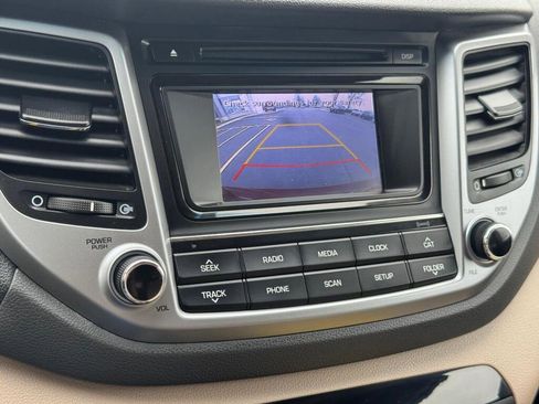 Used 2017 Hyundai Tucson SE FWD image 16
