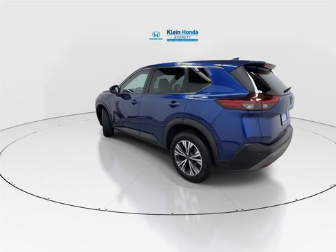 Used 2023 Nissan Rogue SV image 8