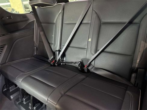 Used 2023 Chevrolet Tahoe Premier image 16