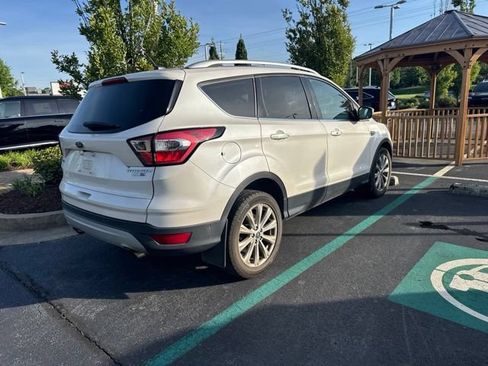 Used 2017 Ford Escape Titanium w/ Equipment Group 301A AWD/4WD image 4