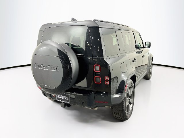 Used 2026 Land Rover Defender 110 S AWD/4WD image 5