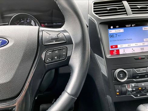 Used 2019 Ford Explorer XLT w/ Equipment Group 201A image 23