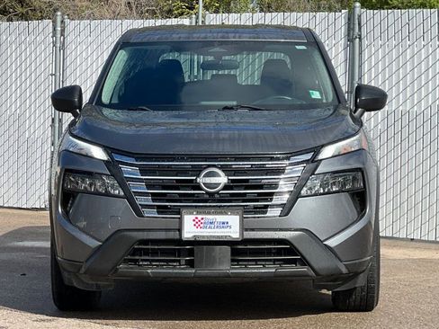 Used 2024 Nissan Rogue S AWD/4WD image 6
