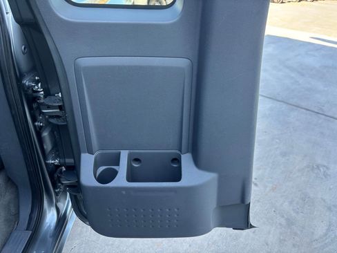 Used 2006 Dodge Dakota SLT image 23