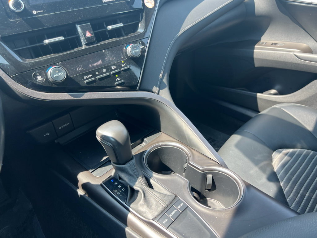 Used 2024 Toyota Camry SE FWD image 12