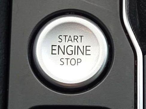 Used 2022 Volkswagen Atlas SE image 33