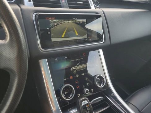 Used 2020 Land Rover Range Rover Sport HSE image 26