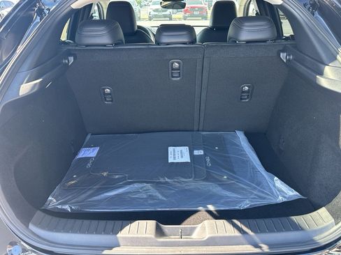 New 2025 MAZDA CX-30 AWD 2.5 S w/ Select Sport Pkg image 4