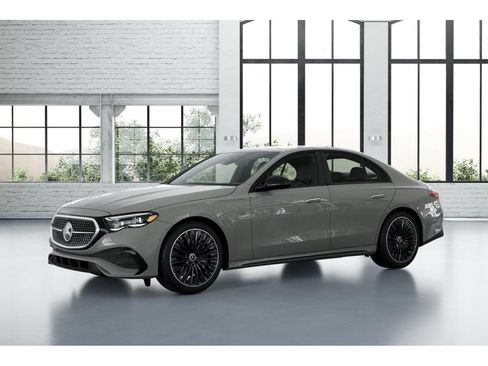 New 2026 Mercedes-Benz E 450 4MATIC Sedan image 34