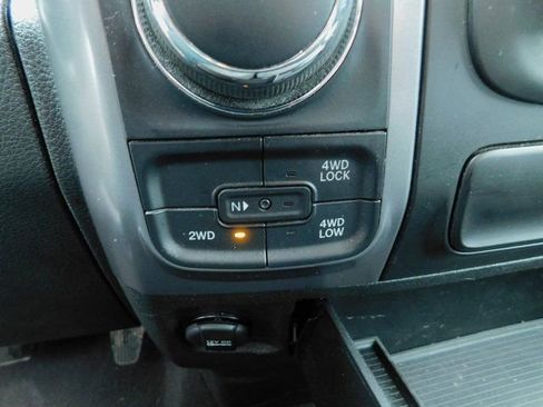 Used 2024 RAM 1500 Classic SLT image 13