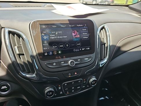 Used 2024 Chevrolet Equinox RS AWD/4WD image 21