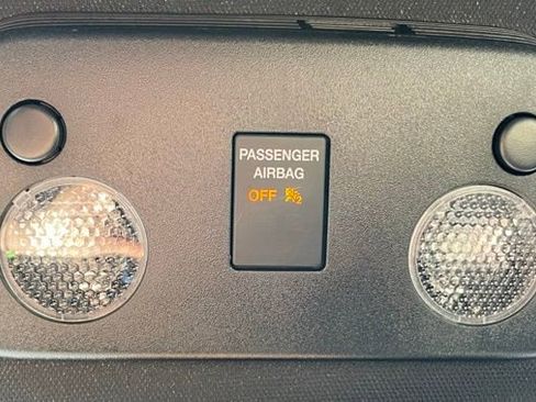 Used 2022 Ford Mustang GT Premium image 23