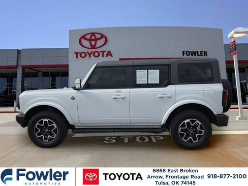 Used 2023 Ford Bronco Outer Banks AWD/4WD image 8