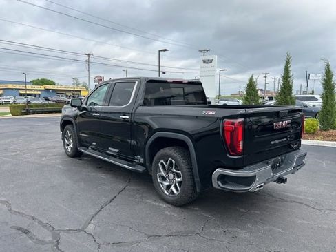 Used 2022 GMC Sierra 1500 SLT w/ SLT Premium Plus Package image 8