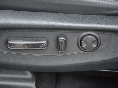 Used 2023 Honda CR-V EX-L image 12