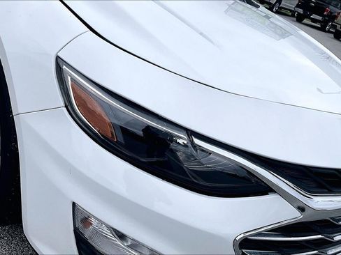 Used 2022 Chevrolet Malibu LT FWD image 26
