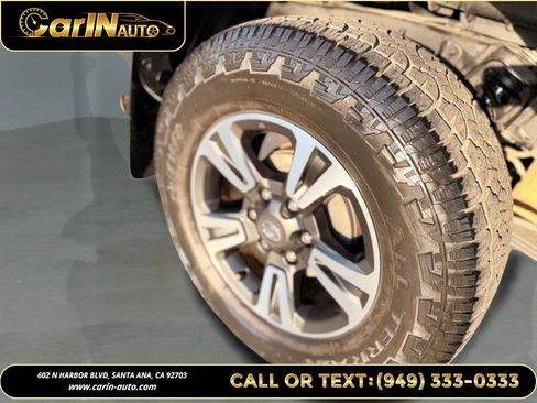 Used 2015 Toyota Tacoma PreRunner w/ TRD Sport Package RWD image 24