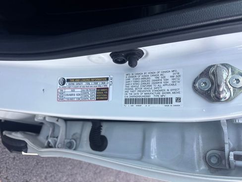 Used 2018 Honda CR-V Touring image 30