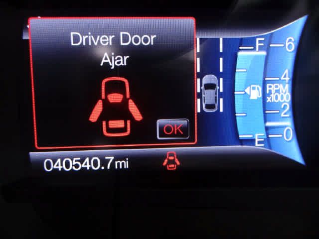 Used 2019 Ford Fusion SE FWD image 16