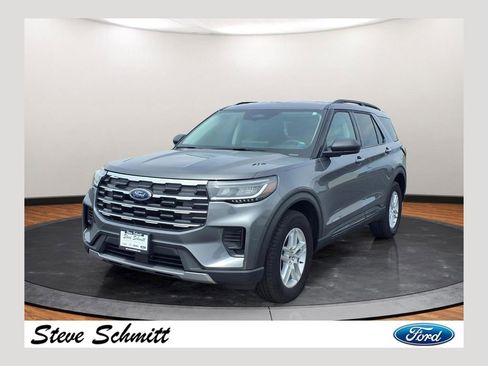 New 2026 Ford Explorer Active AWD/4WD image 1