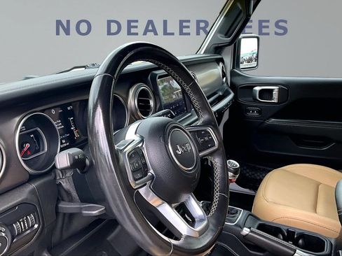 Used 2019 Jeep Wrangler Rubicon AWD/4WD image 15
