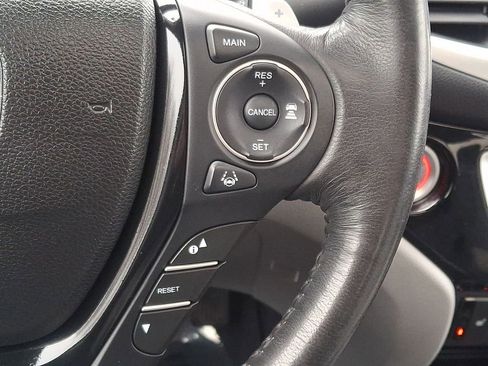 Used 2020 Honda Ridgeline RTL-E image 24