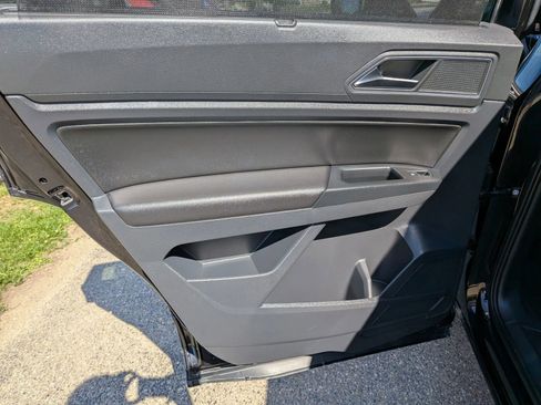 Used 2019 Volkswagen Atlas SE FWD image 28
