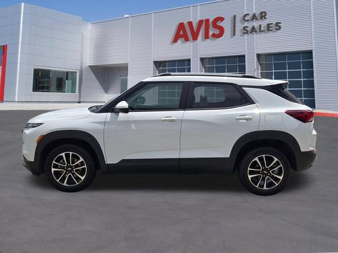 Used 2025 Chevrolet TrailBlazer LT AWD/4WD image 10