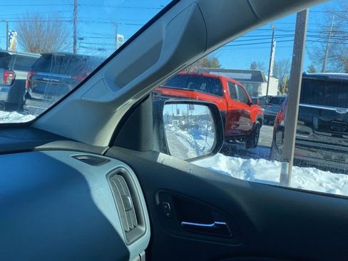 Certified 2022 Chevrolet Colorado Z71 w/ Safety Package image 43