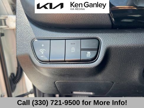 Certified 2024 Kia Seltos S AWD/4WD image 30