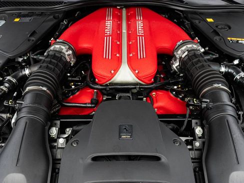 Certified 2023 Ferrari 812 Competizione RWD image 58