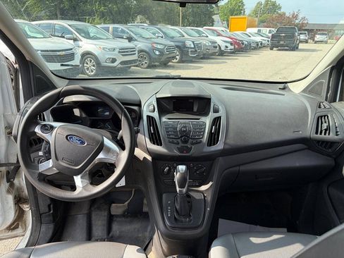 Used 2016 Ford Transit Connect XL FWD image 12