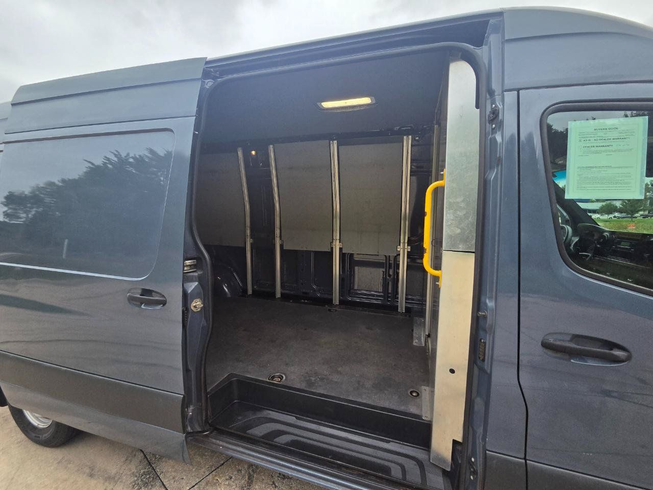 Used 2019 Mercedes-Benz Sprinter 170 image 26