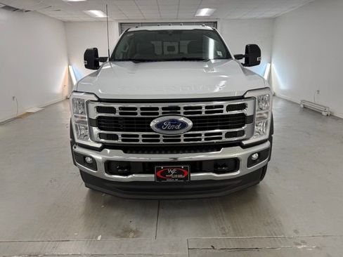 New 2026 Ford F450 XL w/ XL Chrome Package image 2