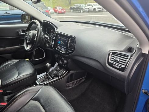 Used 2019 Jeep Compass Limited AWD/4WD image 19