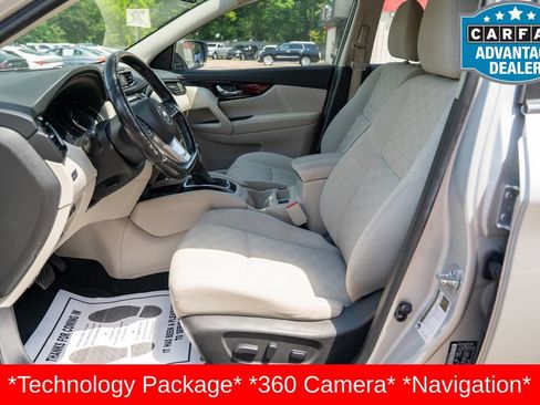 Used 2019 Nissan Rogue Sport SV w/ Technology Package AWD/4WD image 15