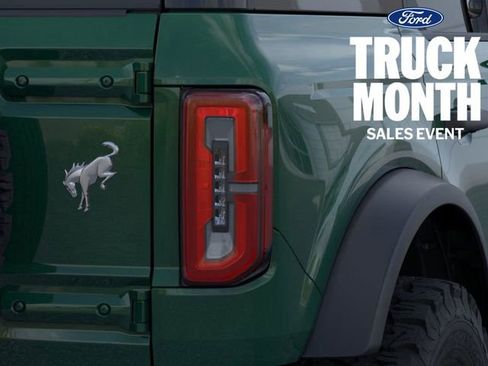 New 2025 Ford Bronco Badlands image 23