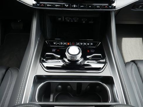 New 2026 Jeep Grand Wagoneer Summit AWD/4WD image 27