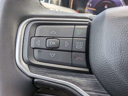 Used 2024 Jeep Wagoneer Series II w/ Flexible Seating Group AWD/4WD image 29