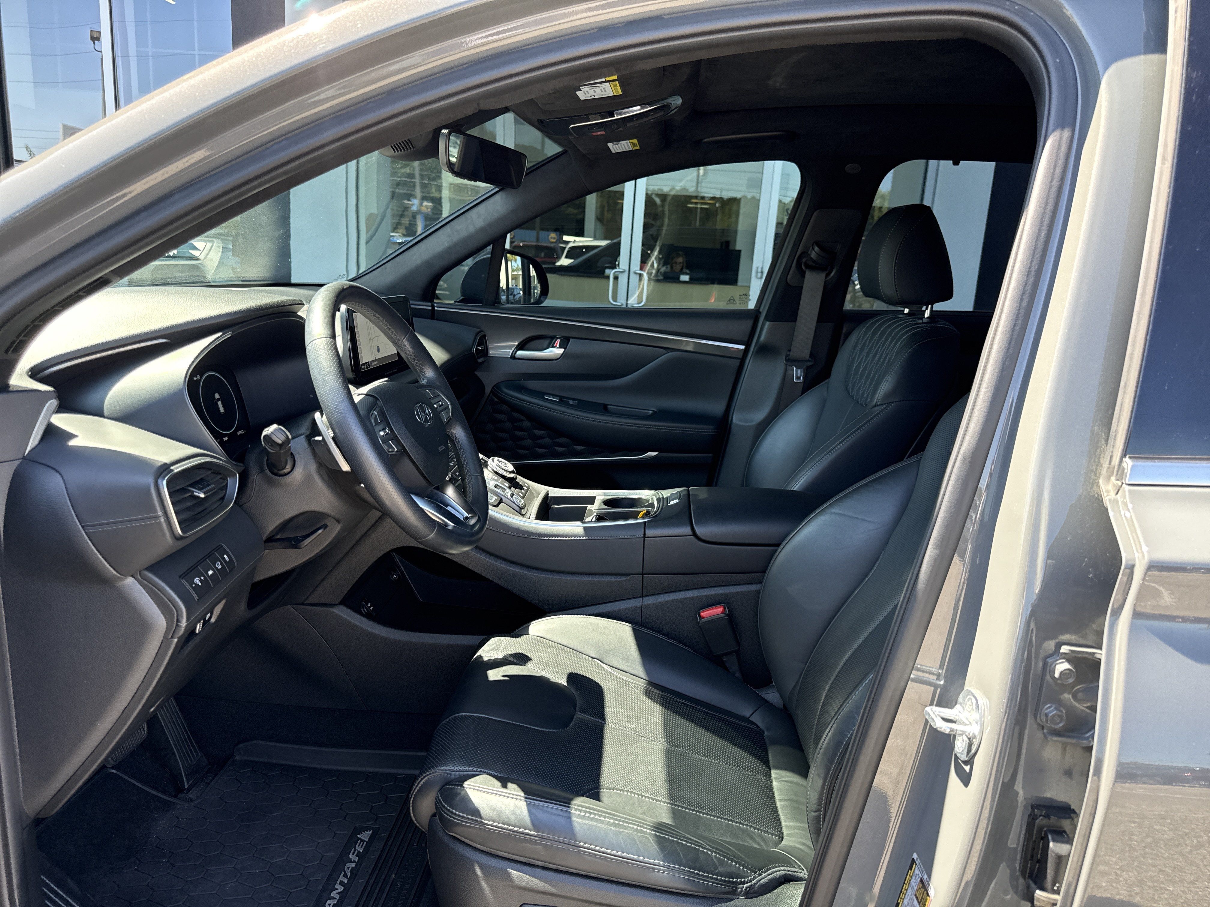 Used 2023 Hyundai Santa Fe Calligraphy FWD image 10