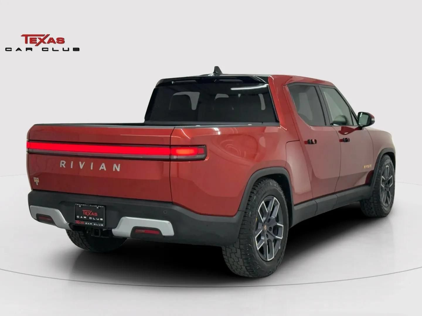 Used 2023 Rivian R1T Adventure Quad AWD/4WD image 5