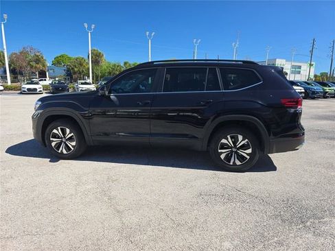 New 2026 Volkswagen Atlas SE image 5