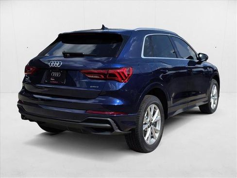 New 2025 Audi Q3 2.0T Premium w/ Convenience Package image 5