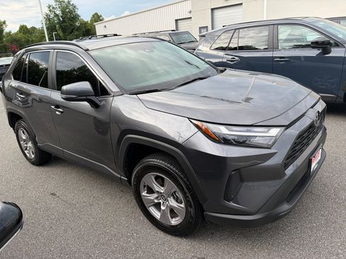 Used 2025 Toyota RAV4 XLE w/ Convenience Package AWD/4WD image 1